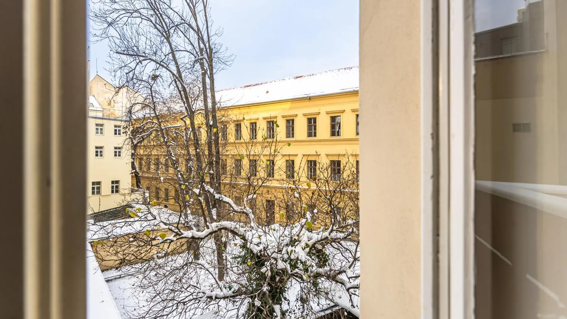 Wenceslas Square 2 Bedroom Apartment Prague Czech Republic